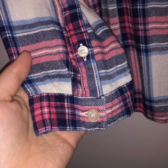 G.H Bass & Co. Pink Button Up - Picture 4 of 5